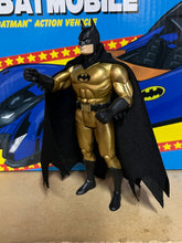 Load image into Gallery viewer, McFarlane Super Powers Wave 6 Gold Edition Batman Cape