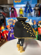 Load image into Gallery viewer, McFarlane Super Powers Wave 14 Bundle Cape Set 4 pack