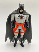 Load image into Gallery viewer, McFarlane Super Powers Wave 5 Cape Set