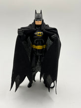 Load image into Gallery viewer, McFarlane Super Powers Wave 5 Cape Set