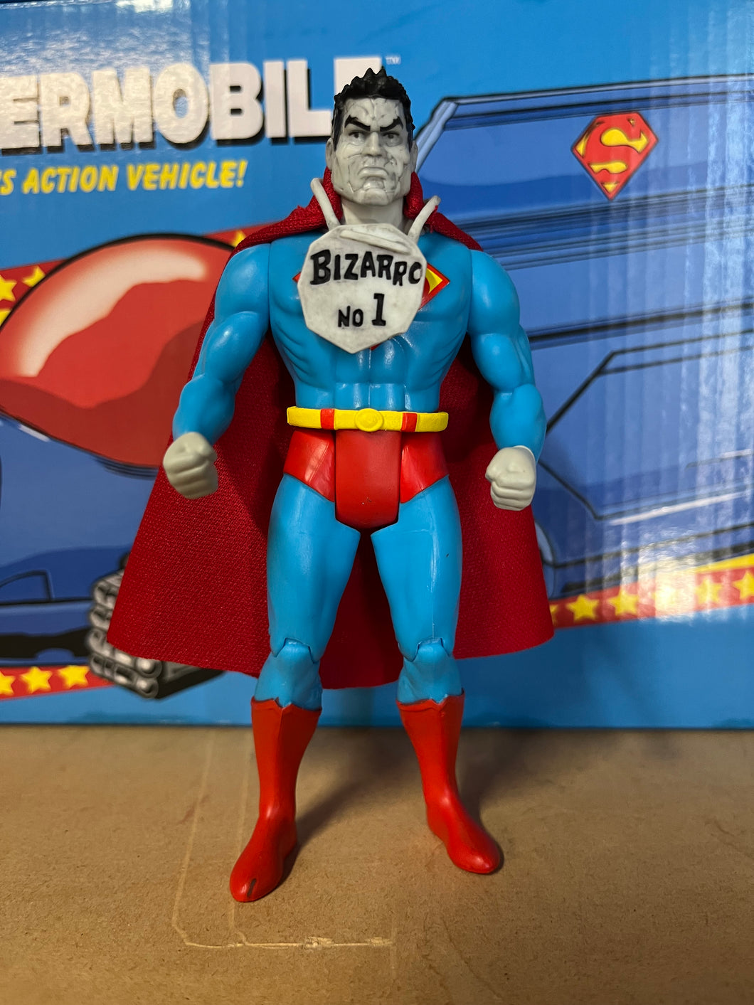 McFarlane Super Powers Wave 9 Bizarro Cape