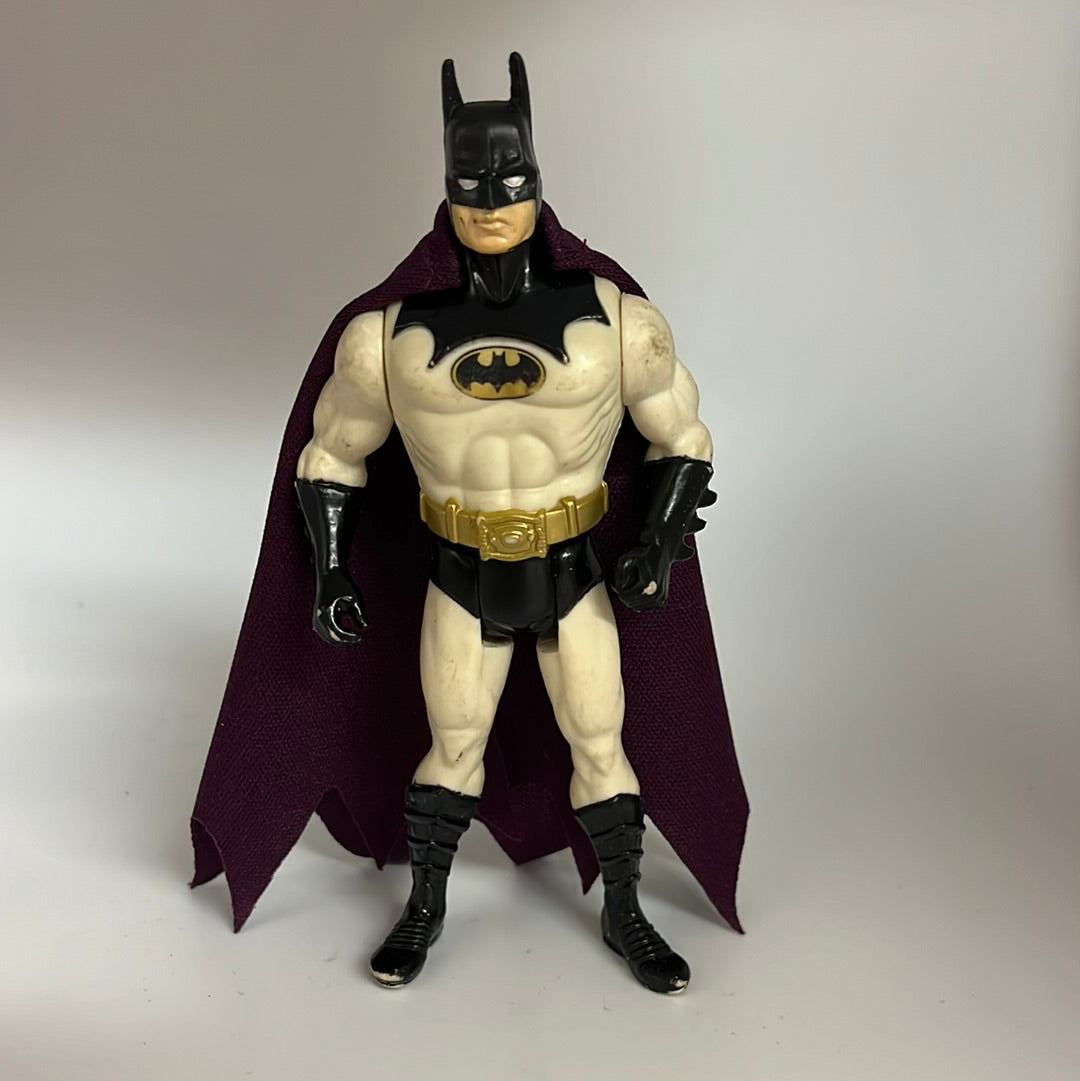 McFarlane Super Powers Wave 6 Batman of Zur En Arrh Cape thecapemaster