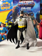 Load image into Gallery viewer, McFarlane Super Powers Wave 9 Batman Silver &amp; Black Cape
