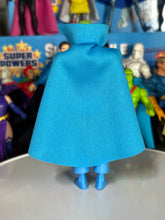 Load image into Gallery viewer, McFarlane Super Powers Wave 16 Martian Manhunter Cape
