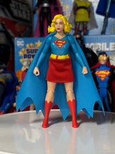 Load image into Gallery viewer, McFarlane Super Powers Wave 15 Batgirl Cape
