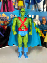 Load image into Gallery viewer, McFarlane Super Powers Wave 16 Martian Manhunter Cape
