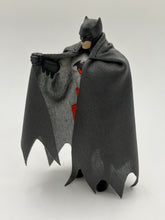 Load image into Gallery viewer, McFarlane Super Powers Wave 5 Thomas Wayne Batman Cape
