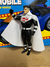 Load image into Gallery viewer, McFarlane Super Powers Wave 6 Lord Superman Cape
