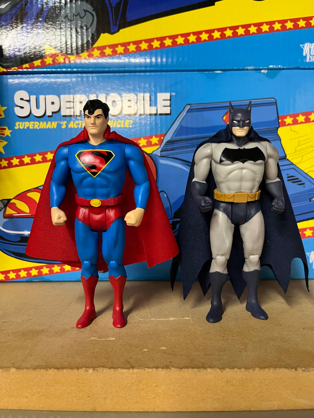 McFarlane Super Powers Wave 8 Batman & Superman Cape Set