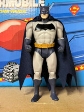 Load image into Gallery viewer, McFarlane Super Powers Wave 8 Batman Navy Blue Cape
